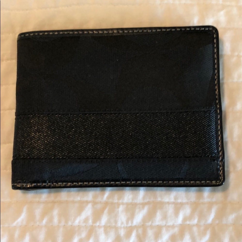 Black Coach wallet - Picture 2 of 9